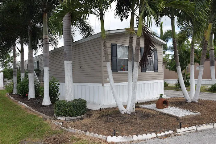 Colonial Estates Manufactured Home Community Picture 5