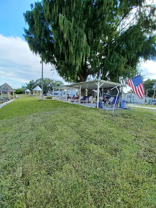 Eagle Harbor Mobile Home & RV Park Picture 6