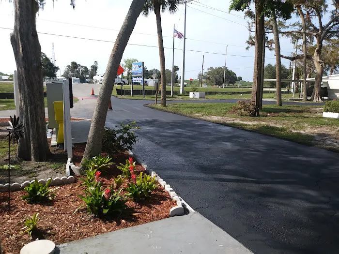 Eagle Harbor Mobile Home & RV Park Picture 10