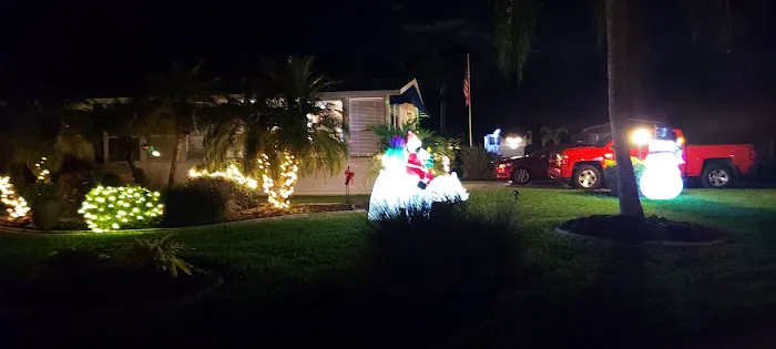 Crystal Lake RV Resort Picture 9