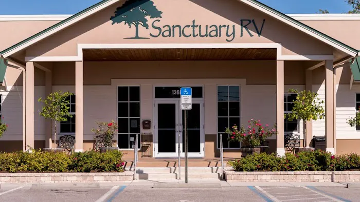 Sanctuary RV Resort Picture 9