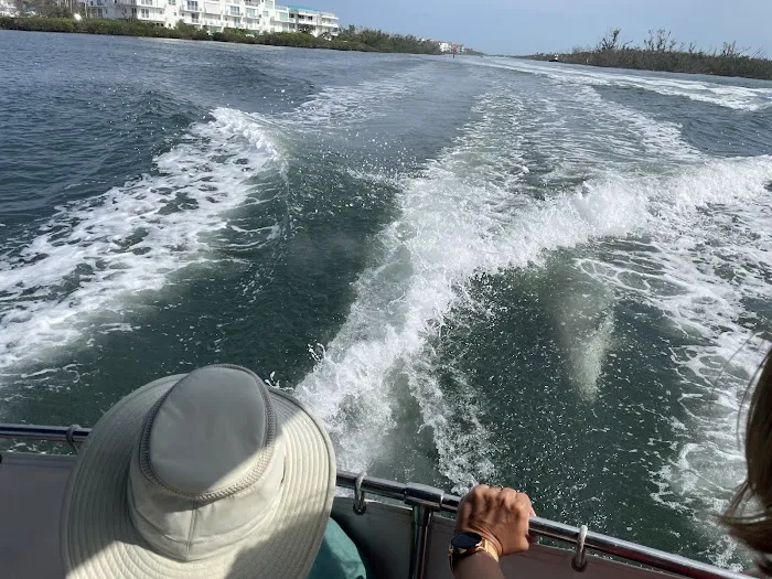 Water's Edge RV Resort Picture 10