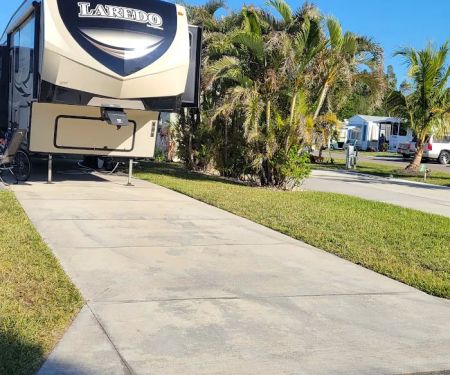 Alligator Mobile Home & RV Pk