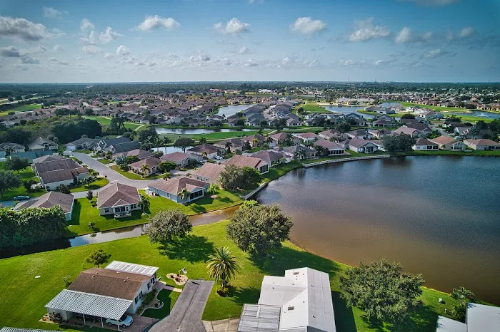 Port Charlotte Village Picture 1