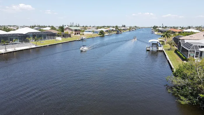 Port Charlotte Village Picture 7