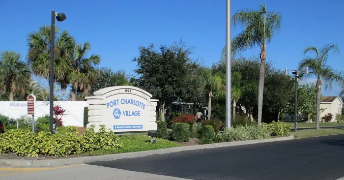 Port Charlotte Village Picture 5