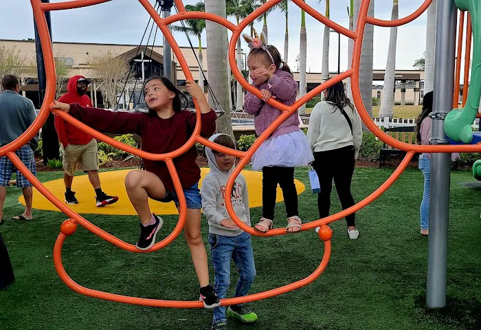 Mobile Manor Inc Picture 2