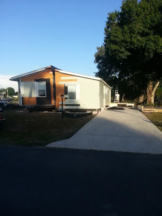 Royal Coach Village Picture 1