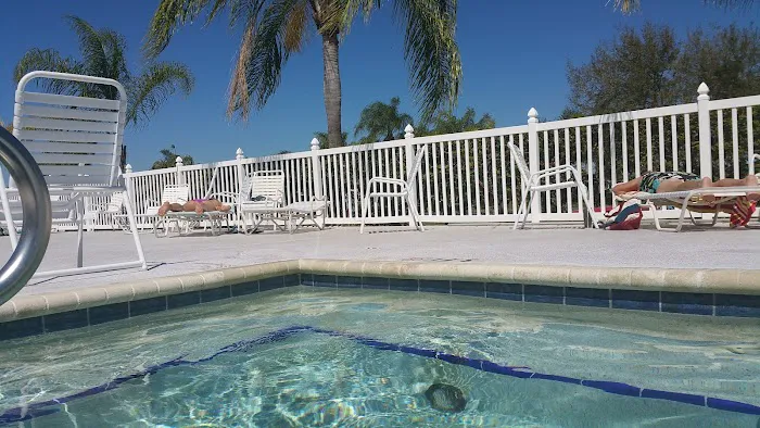 Arcadia Village Country Club Picture 3