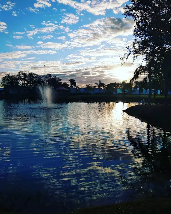 Arcadia Village Country Club Picture 9