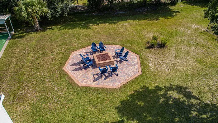 Oakview Estates Picture 10