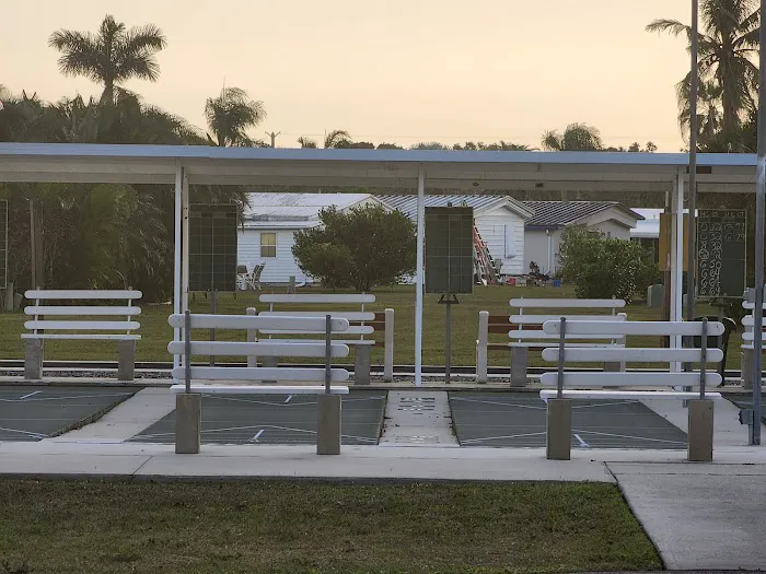 Imperial Harbor mobile home estates Picture 1