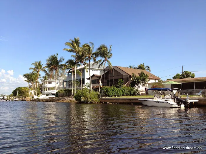 Bonita Beach Trailer Park Picture 5