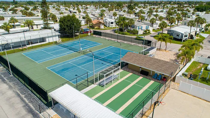 Sun Resorts & Residences Ft. Myers Beach Picture 1