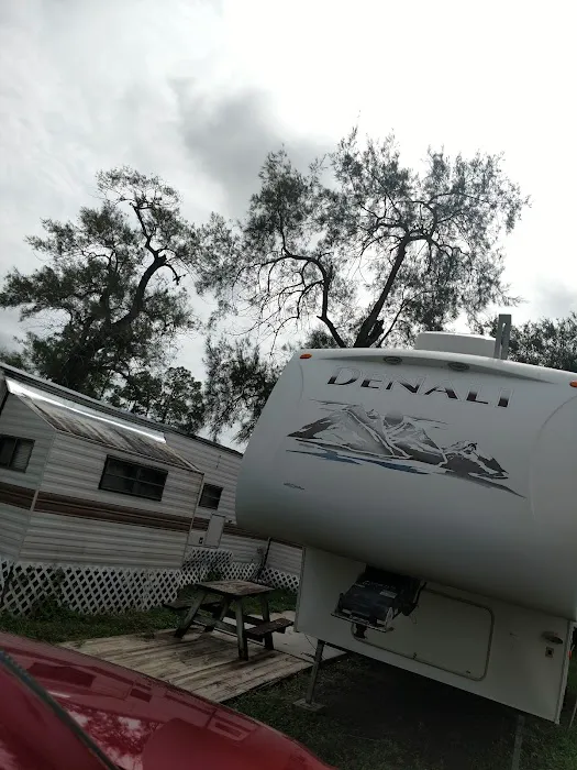 Labonte's Garden RV Park Inc Picture 2