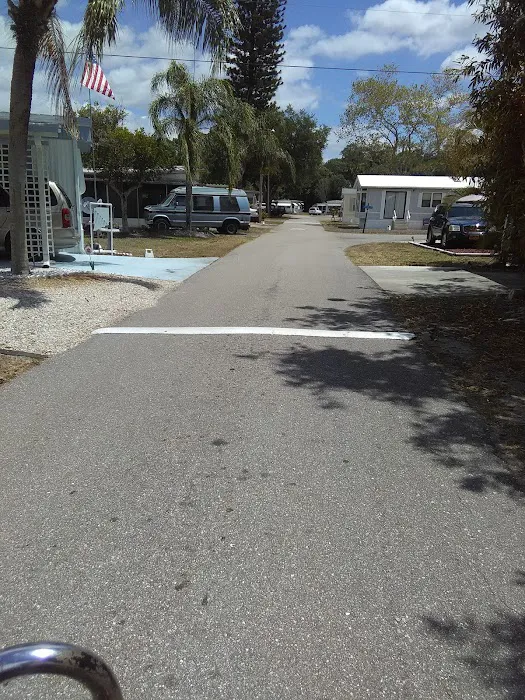 Fox Mobile Home Park Picture 3