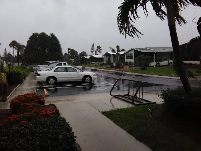 Windjammer Village of Naples Picture 4