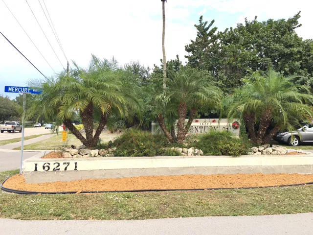 Century 21 Mobile Home Community Picture 4