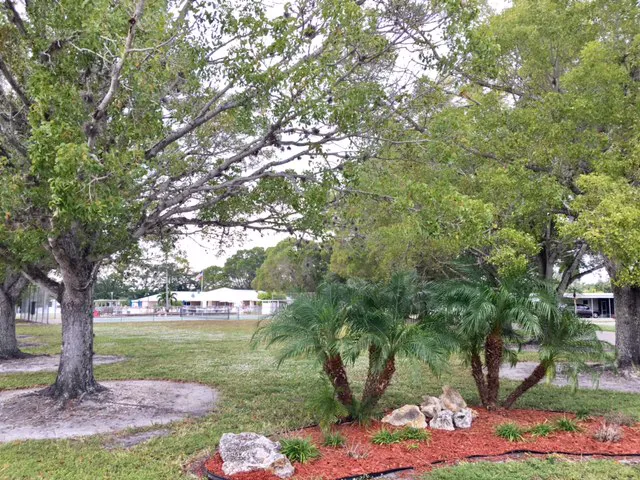 Century 21 Mobile Home Community Picture 8