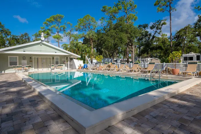 Sun Retreats Naples Picture 3