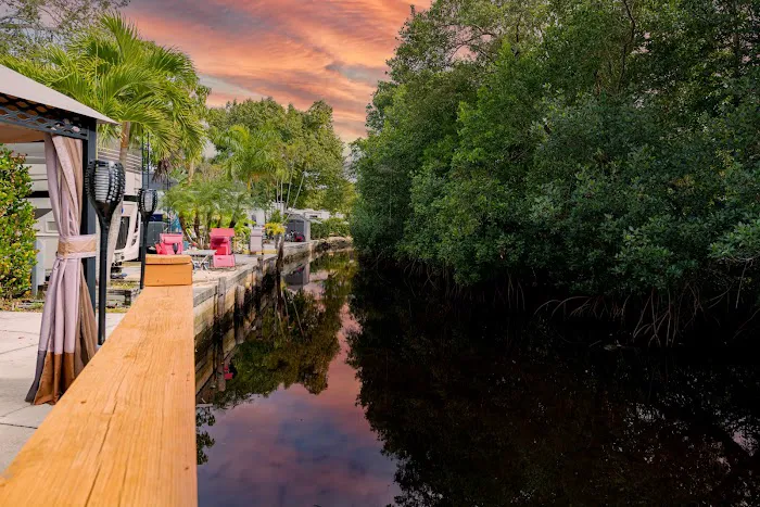 Northtide Naples 55+ RV Resort Picture 7