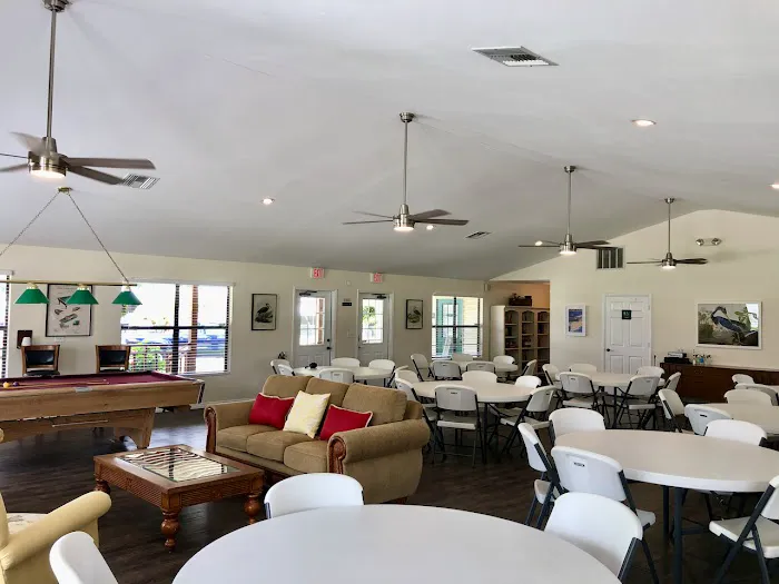 Southwind Village & Mobile Home Park Picture 2