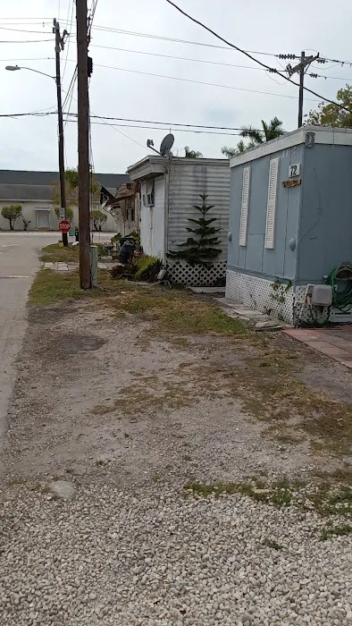 Caloosa Mobile Home Estates Picture 3