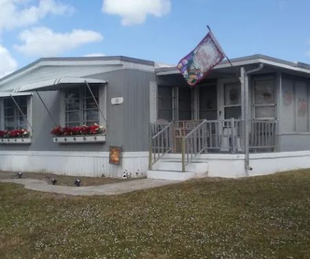 Colonial Estates Mobile Home Park