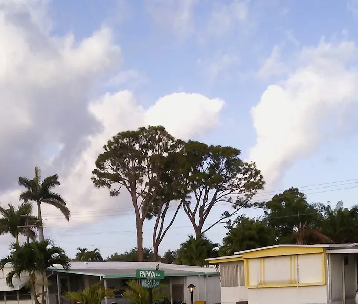 Colonial Estates Mobile Home Park Picture 5