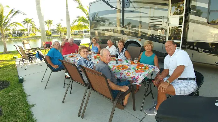 Silver Lakes RV Resort & Golf Club Picture 9