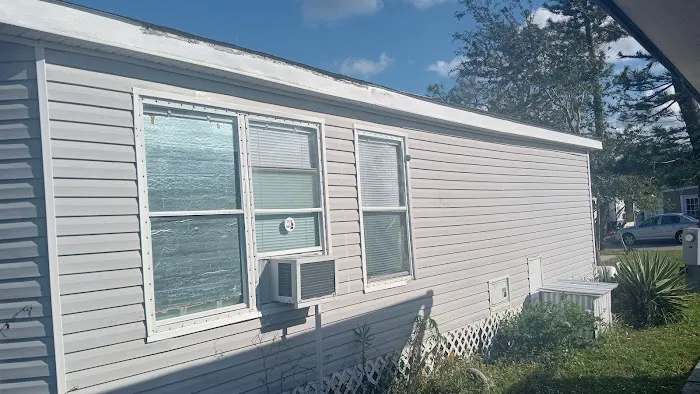 Sunseekers RV Resort Picture 6