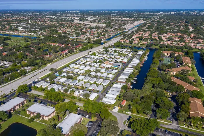 Tidewater 55+ Lifestyle Community Picture 4