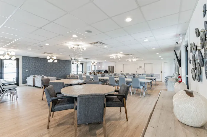 Tidewater 55+ Lifestyle Community Picture 7
