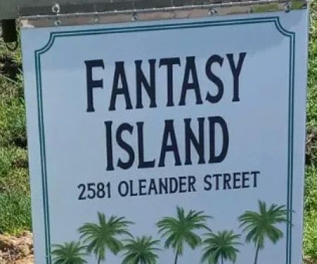 Fantasy Island MHC 55+