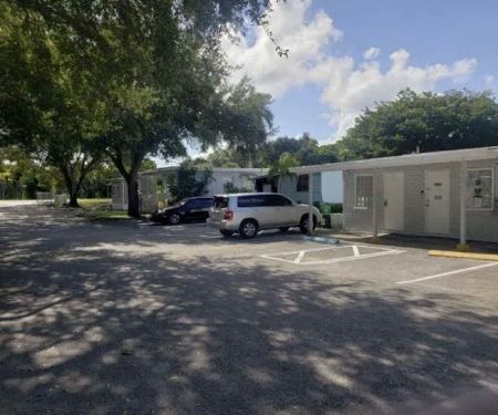 Palm Haven & East Pine Ridge