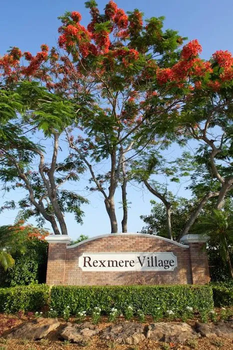 Rexmere Village Picture 2