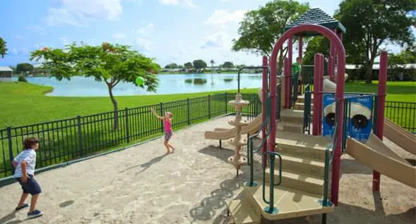 Rexmere Village Picture 5