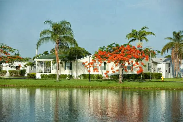 Paradise Village Picture 1