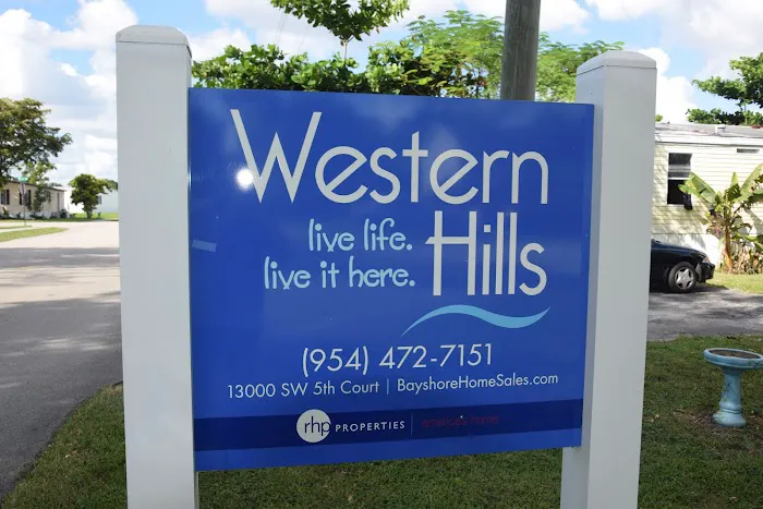 Western Hills Manufactured Home Community Picture 6
