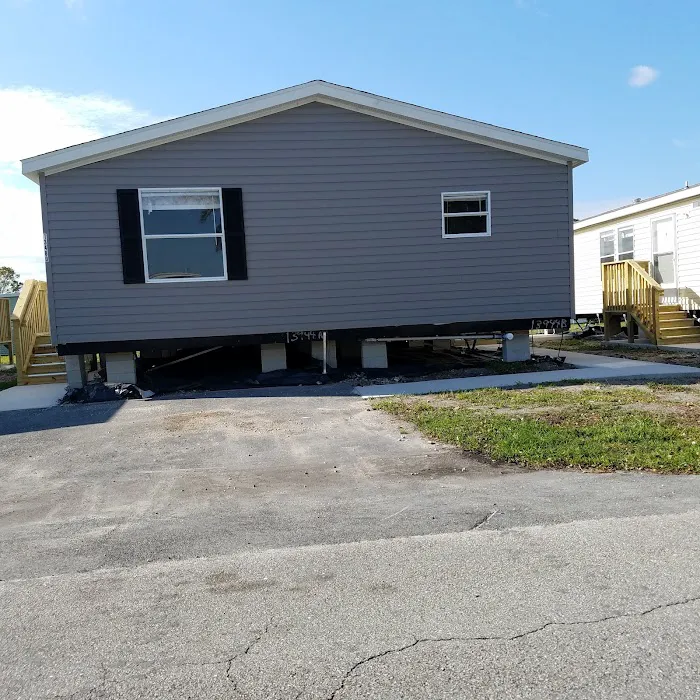 Sunshine Village Davie Picture 4