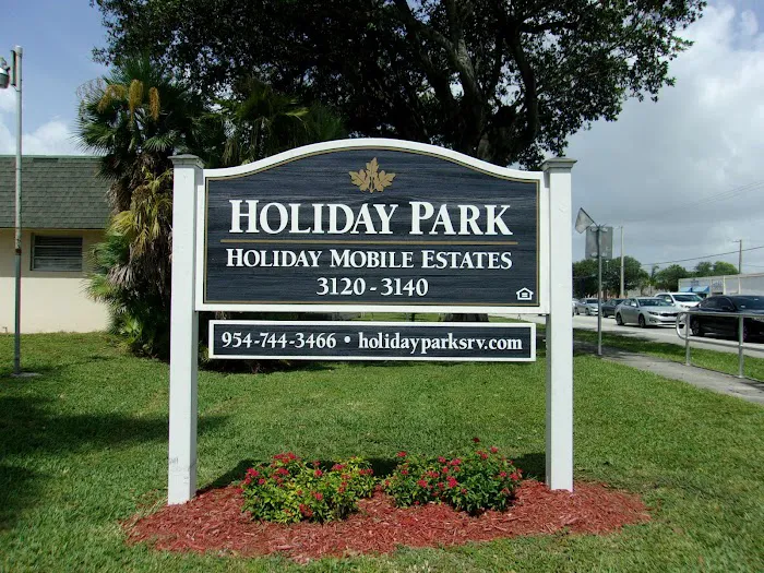 Holiday Mobile Estates Picture 6