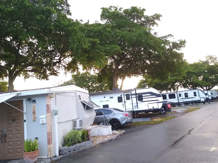 Embassy RV Park Picture 1