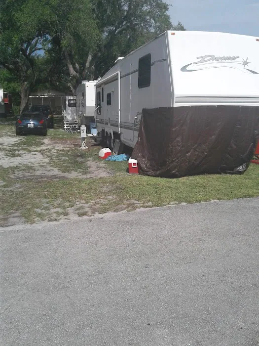 Embassy RV Park Picture 8