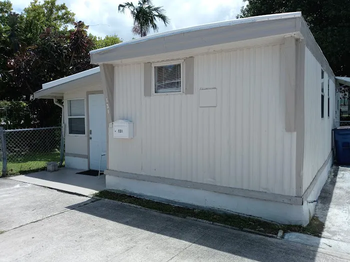 Sunnydale Mobile Home Park Picture 3