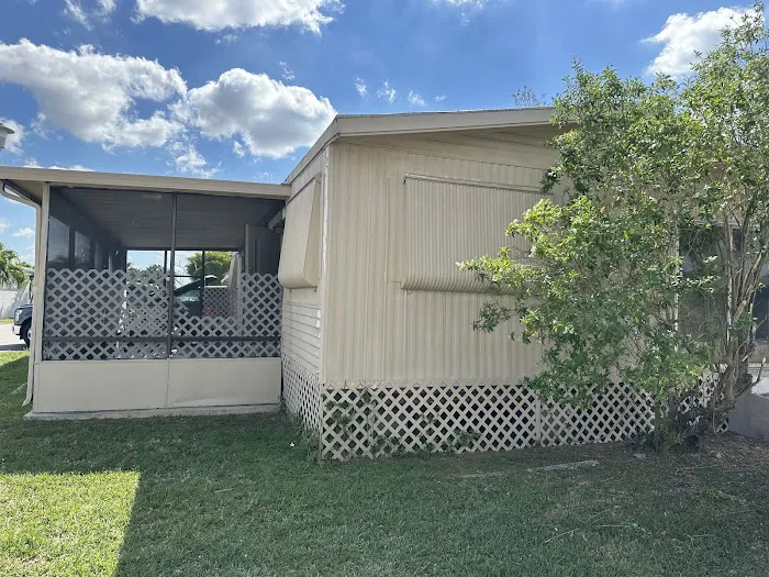 Honey Hill Mobile Home Park Picture 1
