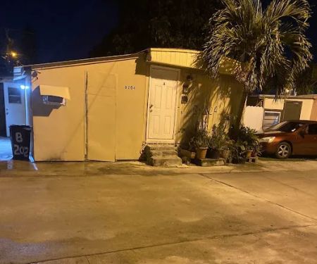 Tropical Mobile Home Park