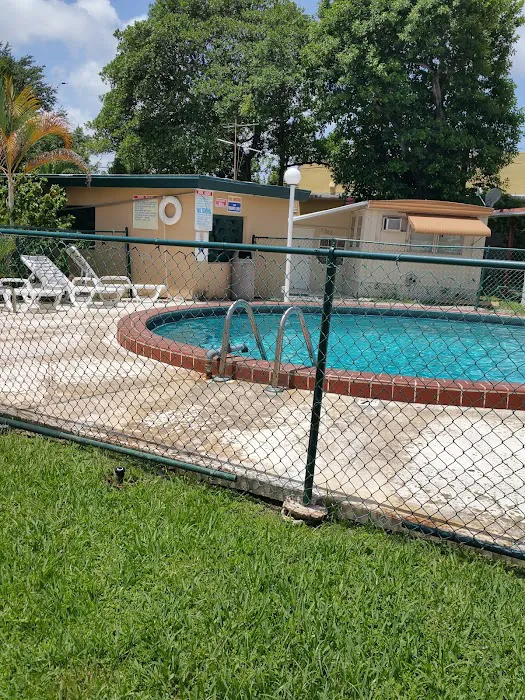 Sunnyside Trailer Park Picture 3