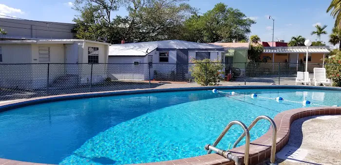 Sunnyside Trailer Park Picture 4