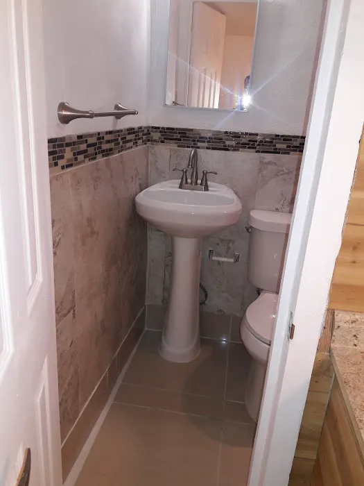 Sunnyside Trailer Park Picture 10