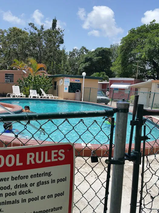 Sunnyside Trailer Park Picture 7